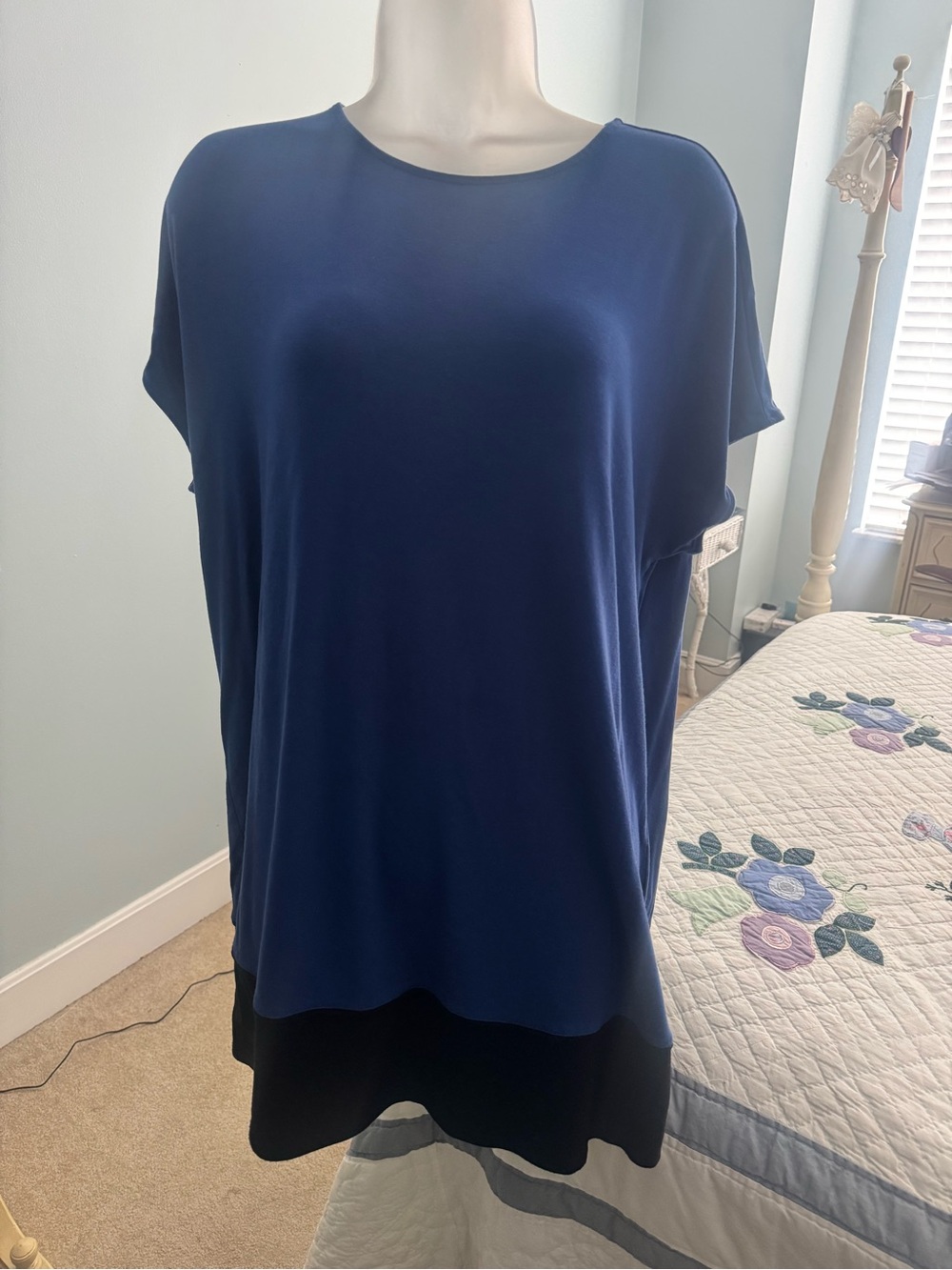 J. Jill 2 piece cobalt blue and black tunic set - Picture 5 of 5